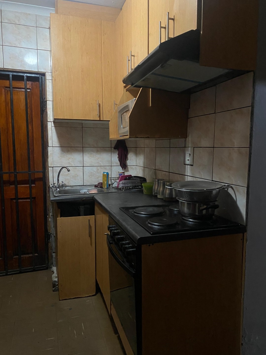 2 Bedroom Property for Sale in Clairewood Western Cape